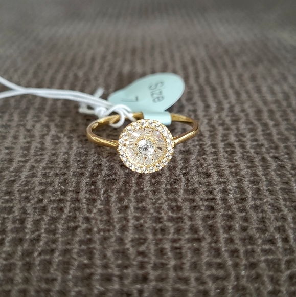 Rachel Zoe Dainty Gold💛 Disc📀 Ring💍 - NWT - Picture 2 of 16